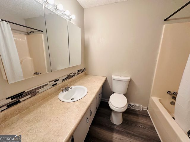 514 S Broad Street, Toccoa, GA 30577