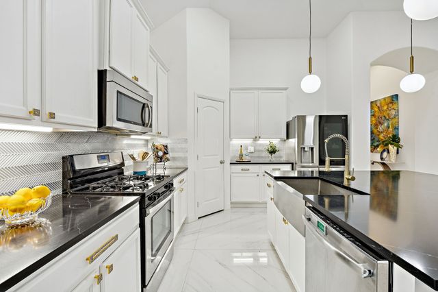 2801 White Rock Creek Drive, Mckinney, TX 75072