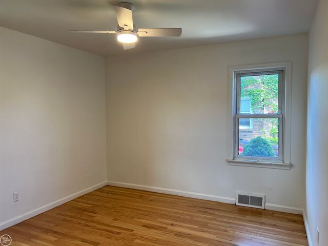 17930 Biehl Street, Roseville, MI 48066