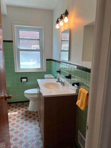 17930 Biehl Street, Roseville, MI 48066