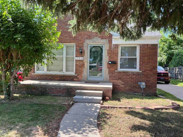 17930 Biehl Street, Roseville, MI 48066