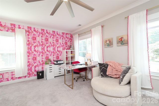 10105 Greenwood Court, Charlotte, NC 28215