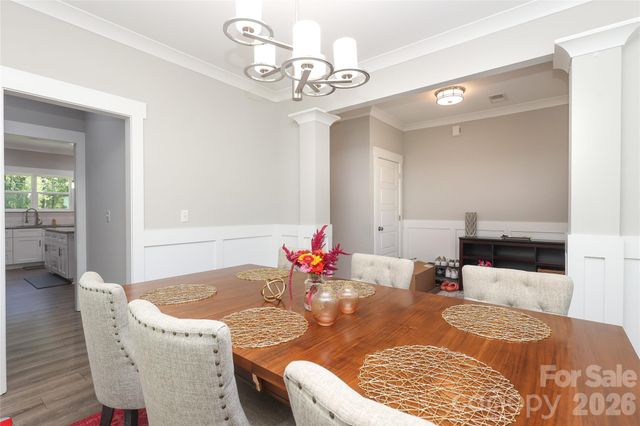 10105 Greenwood Court, Charlotte, NC 28215