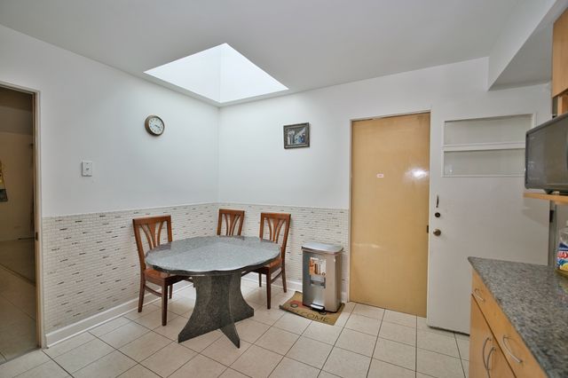 4454 Concord Lane, Skokie, IL 60076