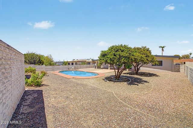 11001 W GRANADA Drive, Sun City, AZ 85373