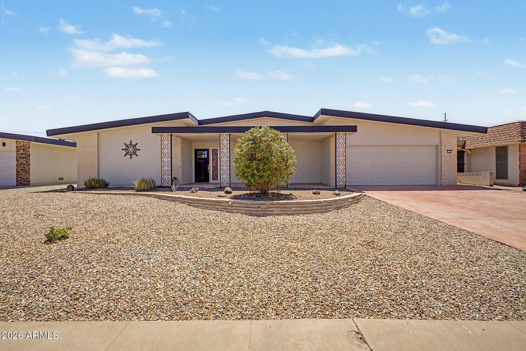 11001 W GRANADA Drive, Sun City, AZ 85373