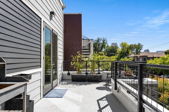 425 10th St, Sacramento, CA 95814