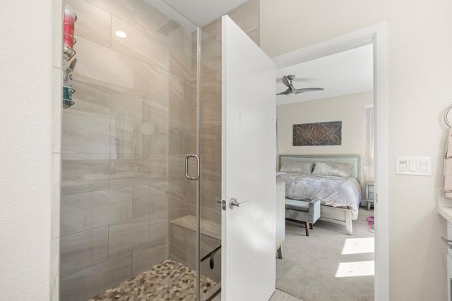 425 10th St, Sacramento, CA 95814