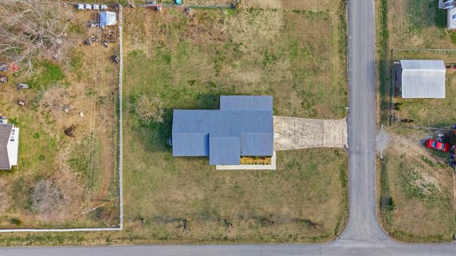 125 Pickett Drive, Whitwell, TN 37397