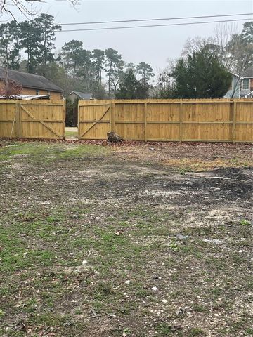 17750 Dean Court, Conroe, TX 77302