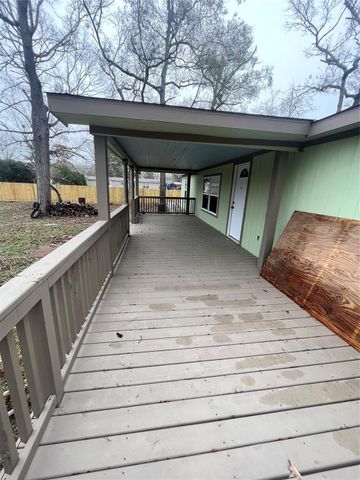 17750 Dean Court, Conroe, TX 77302