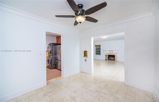 3569 Avocado Ave, Coconut Grove, FL 33133