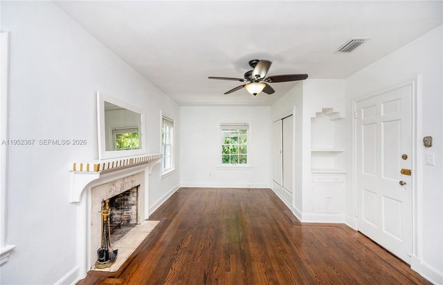 3569 Avocado Ave, Coconut Grove, FL 33133