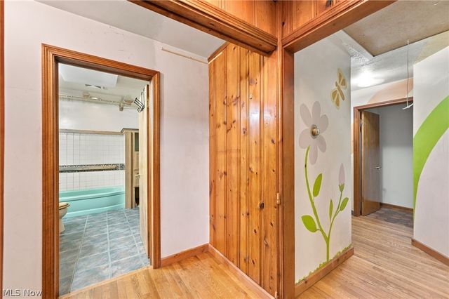 1365 Hillandale Drive, Bath, OH 44333