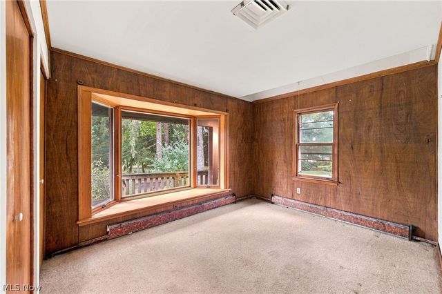 1365 Hillandale Drive, Bath, OH 44333