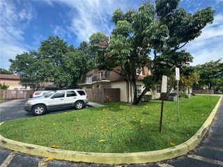 7523 W Sunrise Blvd B2, Plantation, FL 33313