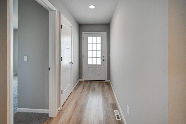 5949 Vintage Birch Way, Mcfarland, WI 53558