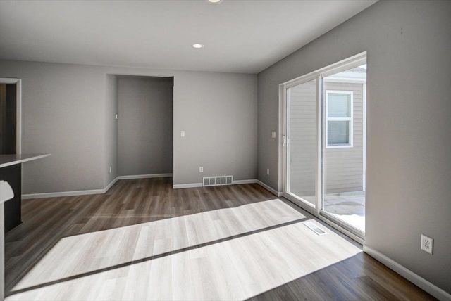 5949 Vintage Birch Way, Mcfarland, WI 53558