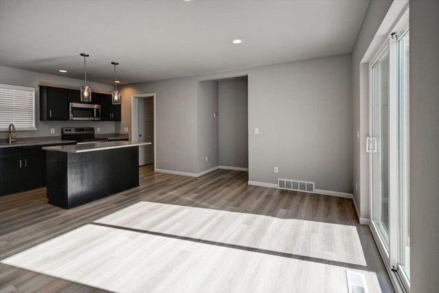 5949 Vintage Birch Way, Mcfarland, WI 53558