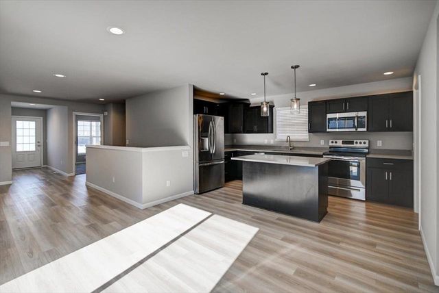 5949 Vintage Birch Way, Mcfarland, WI 53558