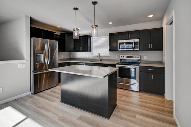 5949 Vintage Birch Way, Mcfarland, WI 53558