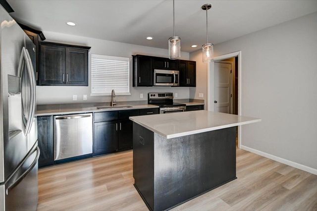 5949 Vintage Birch Way, Mcfarland, WI 53558