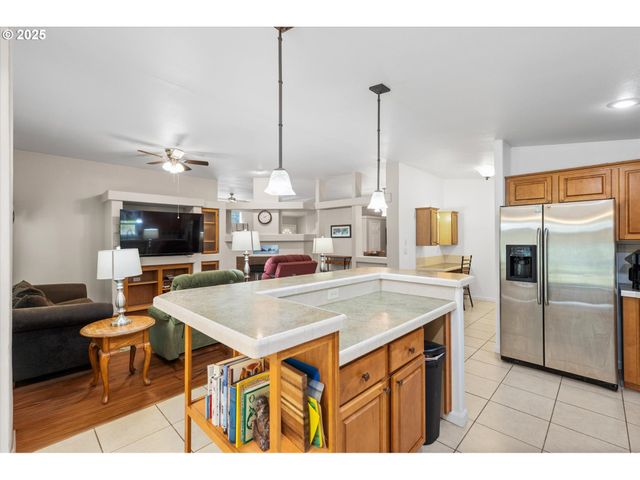 124 SOLO MEADOWS Ln, Longview, WA 98632