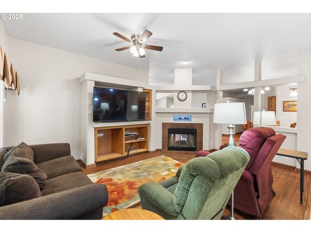 124 SOLO MEADOWS Ln, Longview, WA 98632