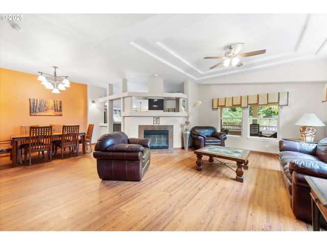 124 SOLO MEADOWS Ln, Longview, WA 98632