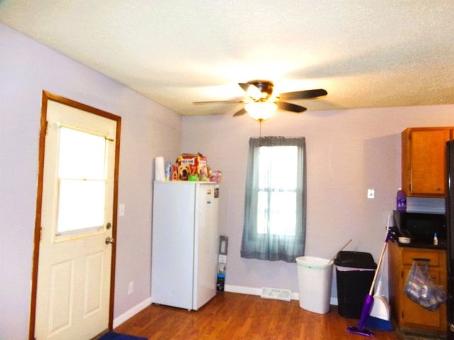 1521 Emerald Drive, Davenport, IA 52804