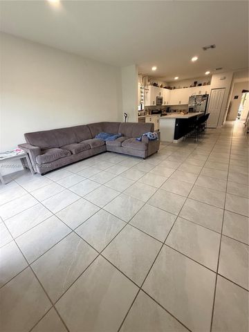 25441 SW 109th Ave, Homestead, FL 33032