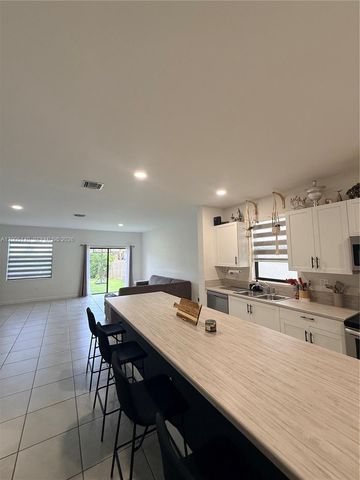 25441 SW 109th Ave, Homestead, FL 33032