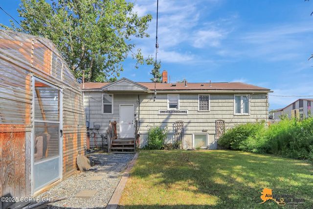 124 E 7th Avenue, Anchorage, AK 99501