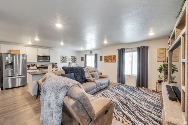 938 W FOX AVE, Santaquin, UT 84655