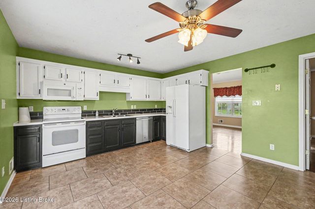 265 Drake Dr, Shepherdsville, KY 40165