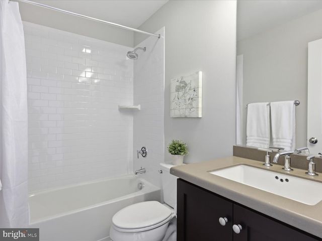 932 COLUMBUS ST N, Alexandria, VA 22314