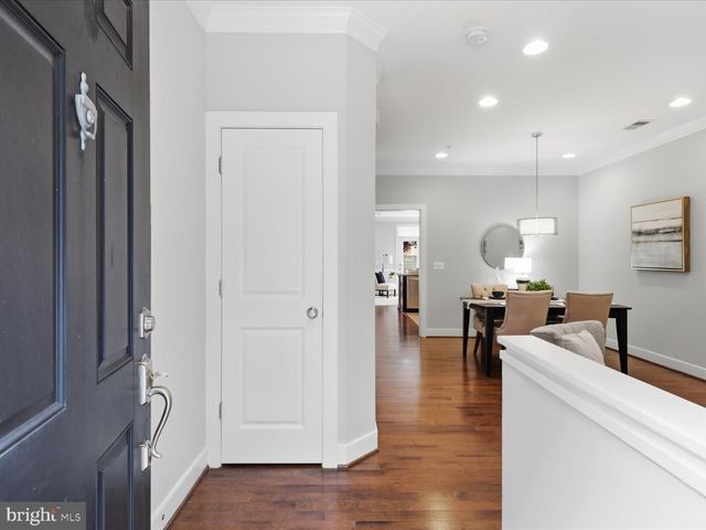 932 COLUMBUS ST N, Alexandria, VA 22314