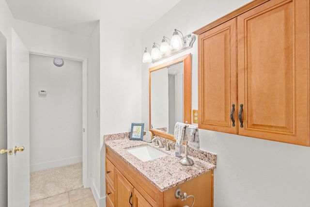 4014 42nd Ave, Sacramento, CA 95824