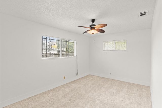 4014 42nd Ave, Sacramento, CA 95824