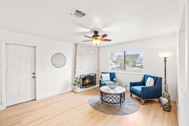 4014 42nd Ave, Sacramento, CA 95824