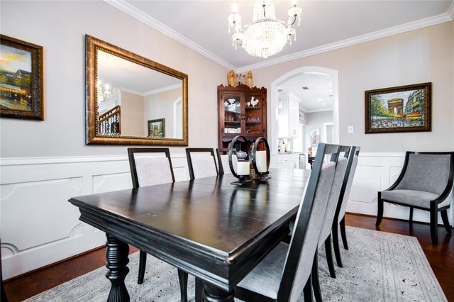 614 Olde Oaks Drive, Dickinson, TX 77539