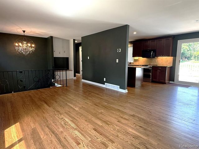 535 Reed Street, Northville, MI 48167