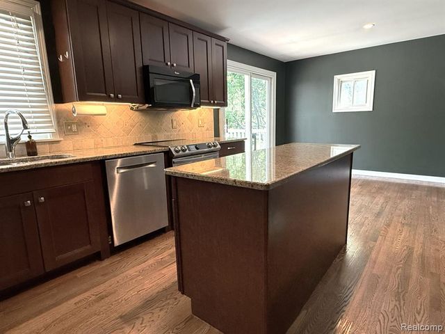 535 Reed Street, Northville, MI 48167