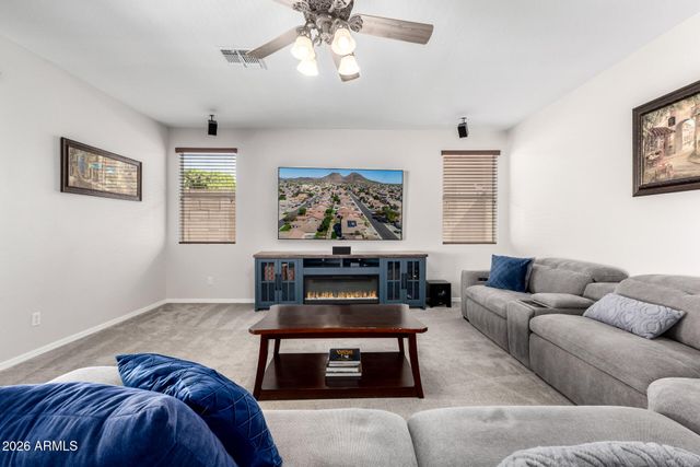 6926 W BRILES Road, Peoria, AZ 85383