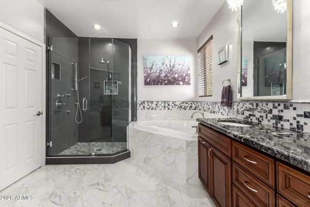 6926 W BRILES Road, Peoria, AZ 85383