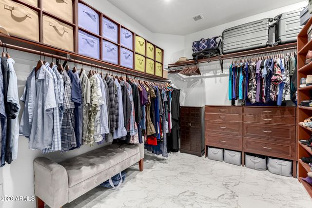 6926 W BRILES Road, Peoria, AZ 85383