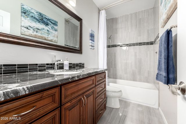 6926 W BRILES Road, Peoria, AZ 85383