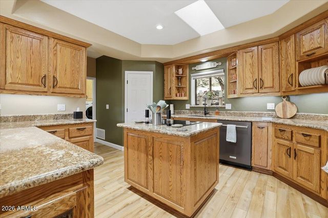 1560 Southpark Circle, Prescott, AZ 86305