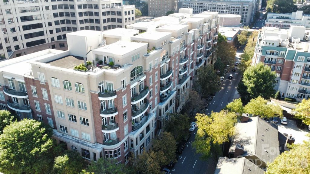 400 N Church Street 516, Charlotte, NC 28202