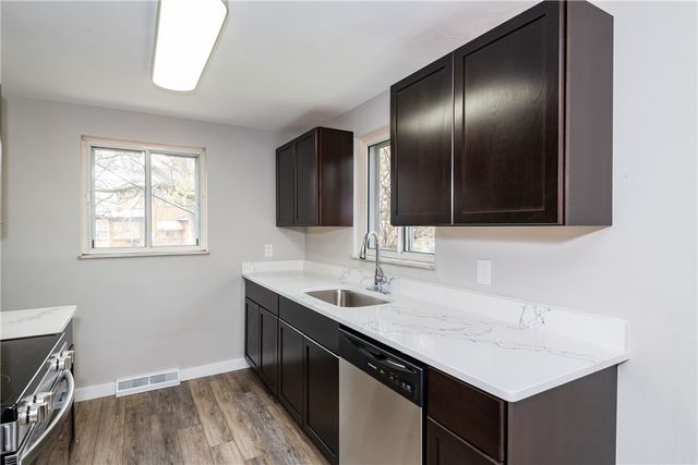 1221 Rangeley Avenue, Dayton, OH 45403